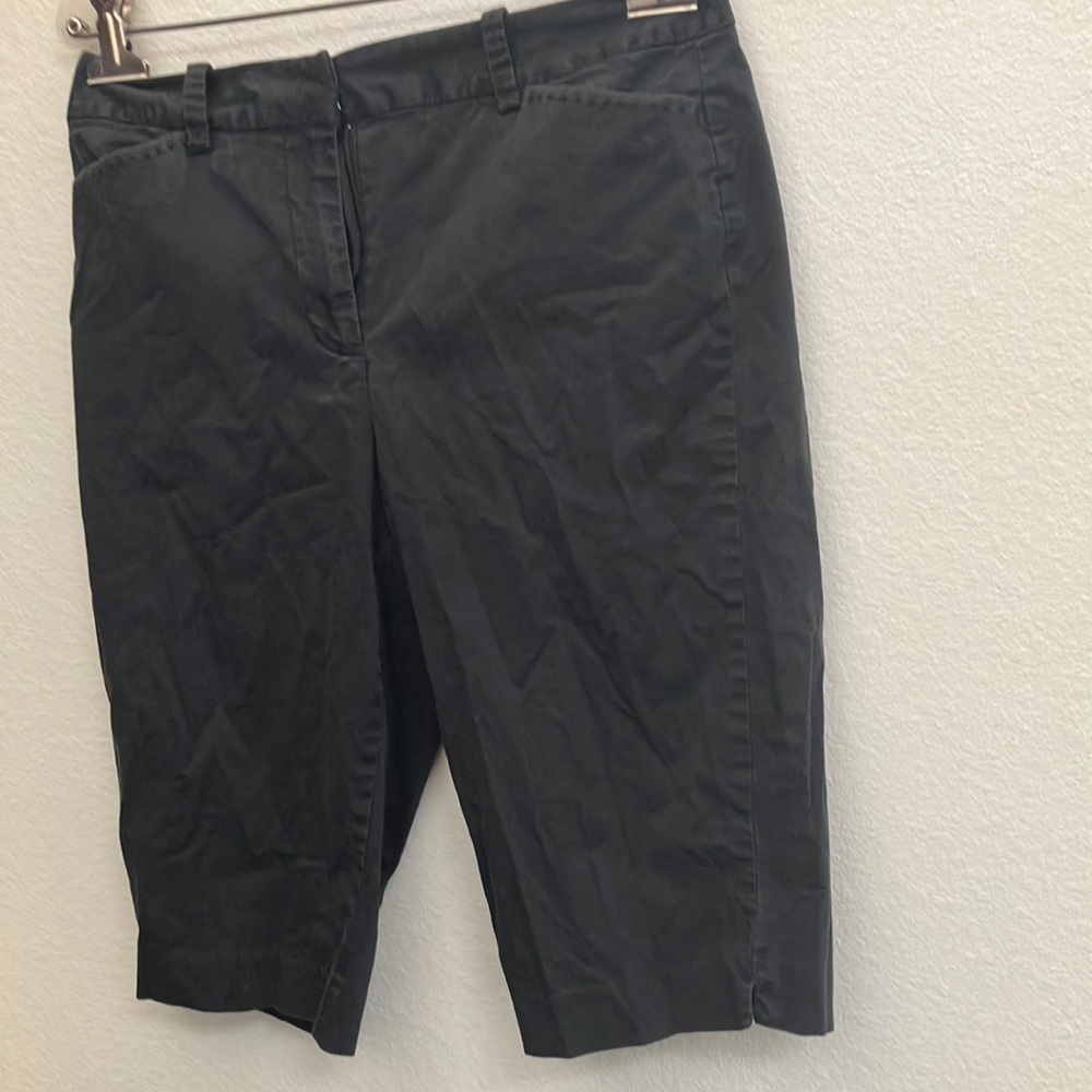 FINAL MARKDOWN Talbots Bermuda shorts 6p